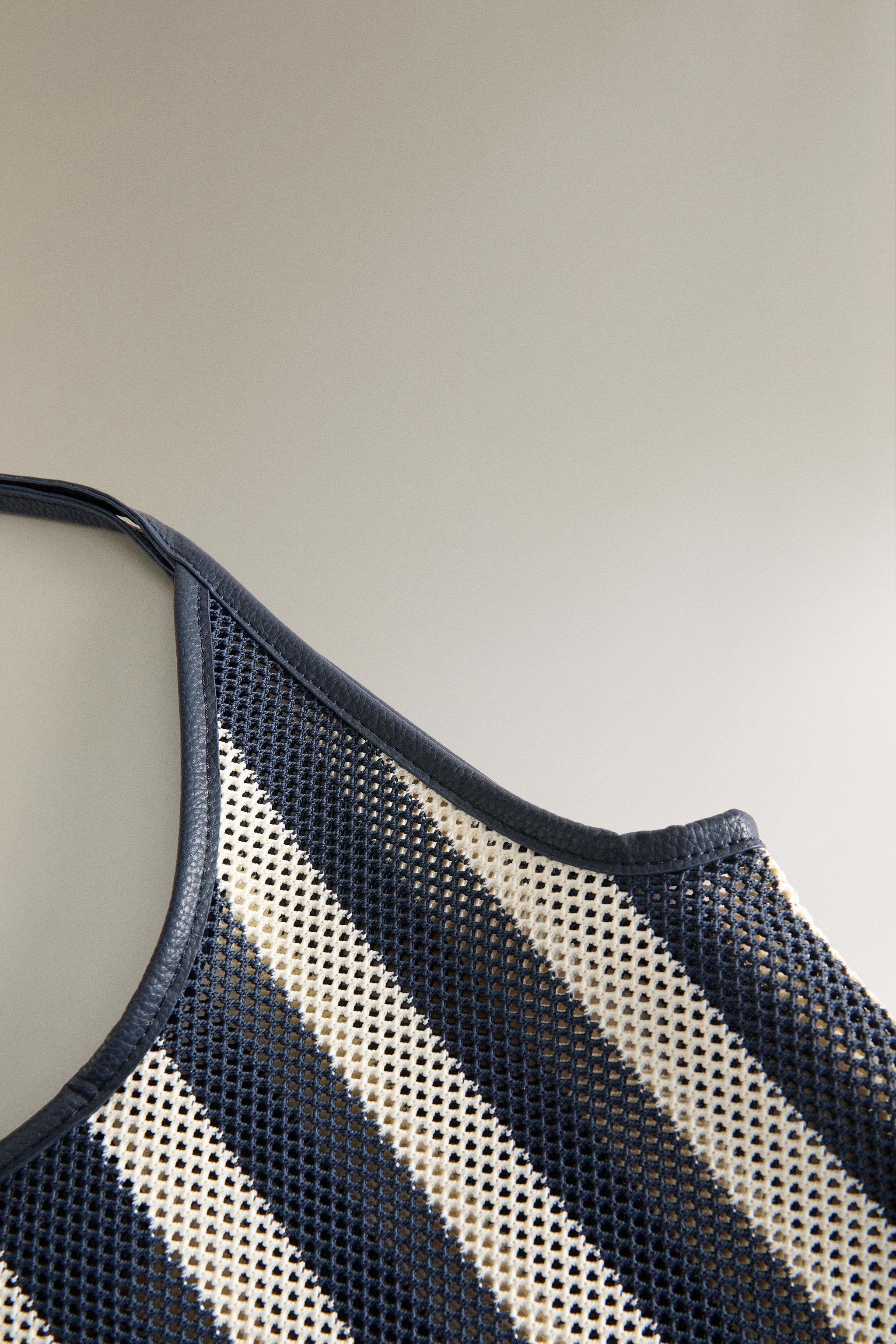 STRIPED TOTE BAG
